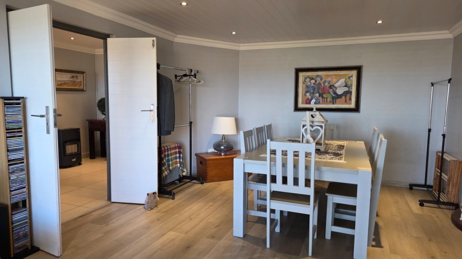 3 Bedroom Property for Sale in Hartenbos Central Western Cape